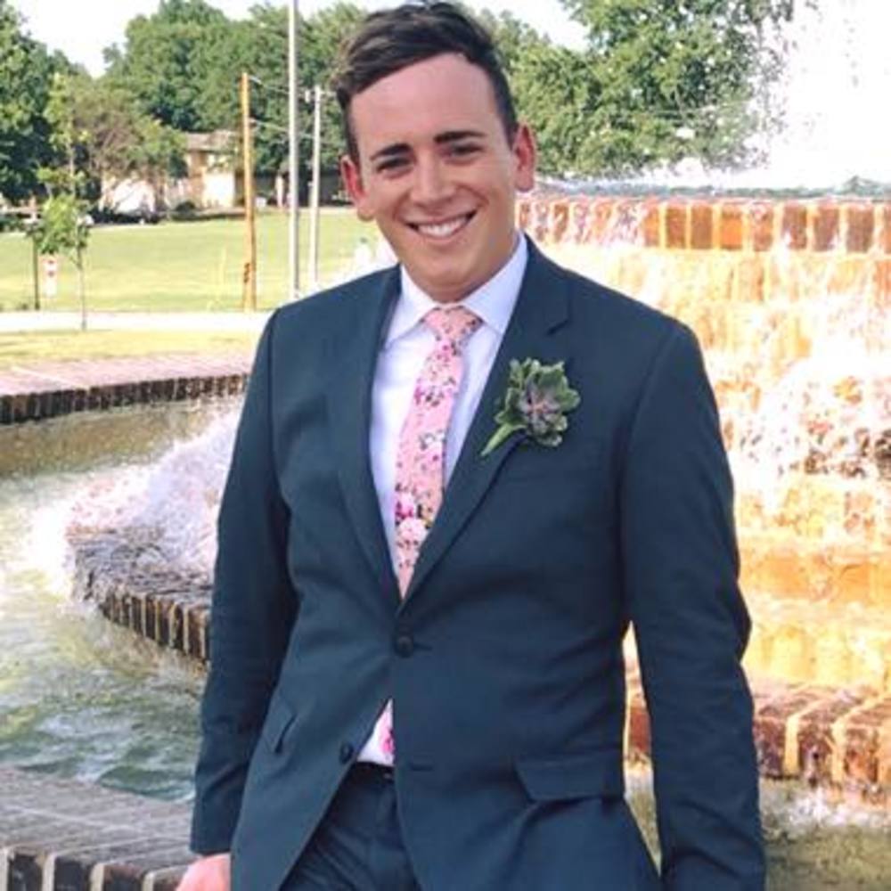 Meet your Posher, Corbin